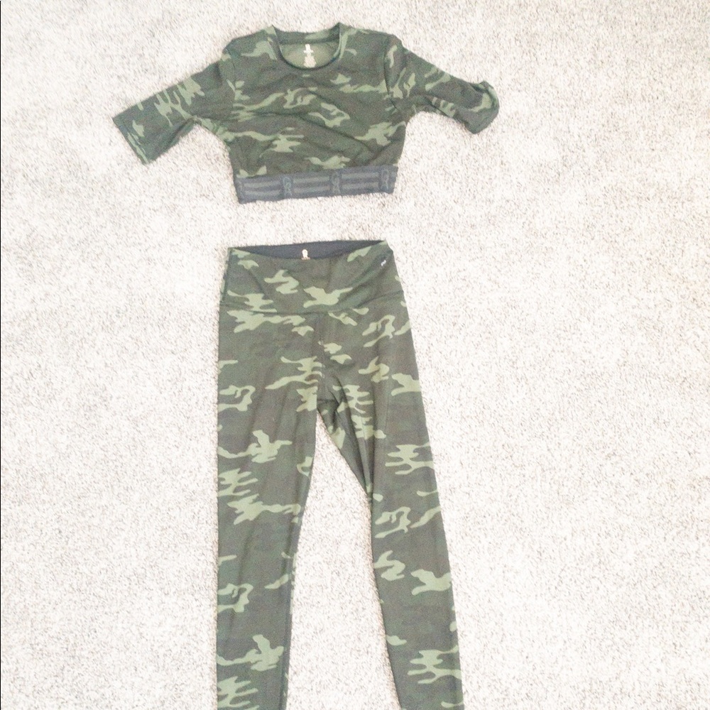 Good American workout set